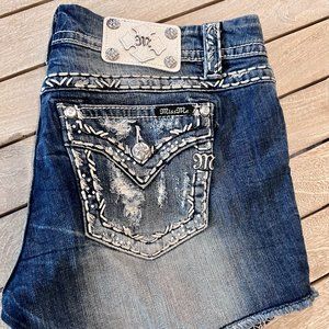 MISS ME Standard Easy Jean Shorts size 30